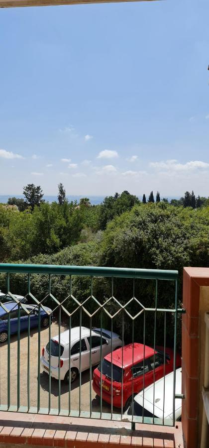 דירת חדר יפה ונעימה באיזור פסטורלי ושקט Διαμέρισμα Zikhron Ya'akov Εξωτερικό φωτογραφία